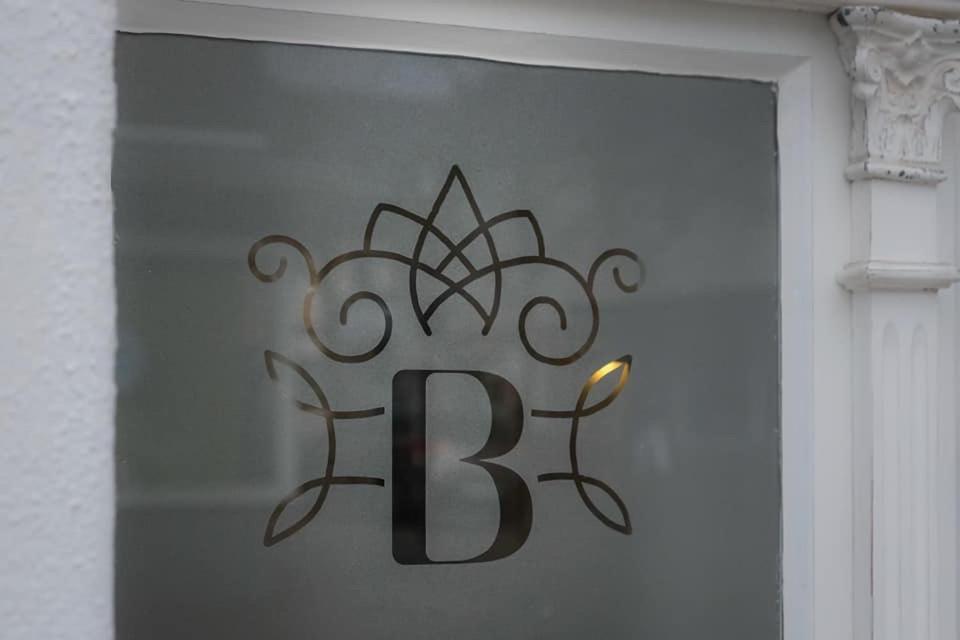 Boutique Hotel Зелб Екстериор снимка